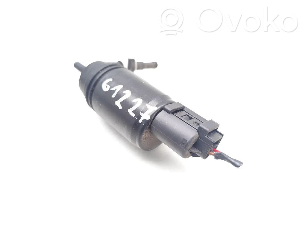 BMW 1 F20 F21 Windscreen/windshield washer pump 