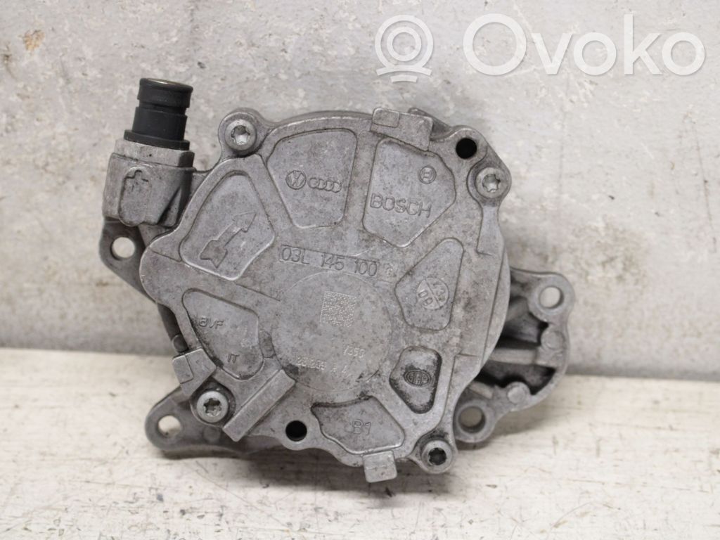 Volkswagen Golf VI Bomba de vacío 