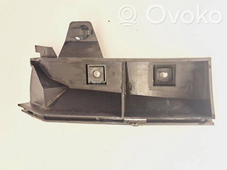 Volvo V50 Soporte de montaje del parachoques trasero 
