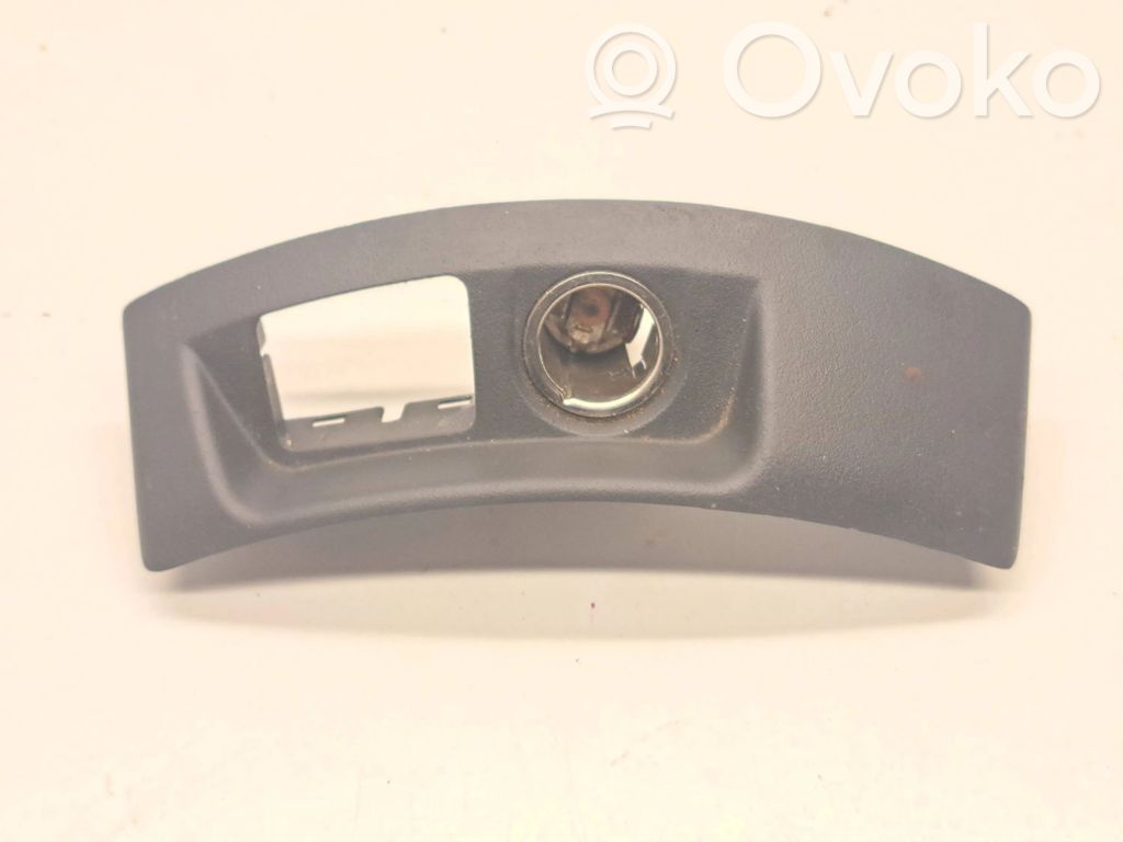 Volvo V50 12 V Socket (front) 
