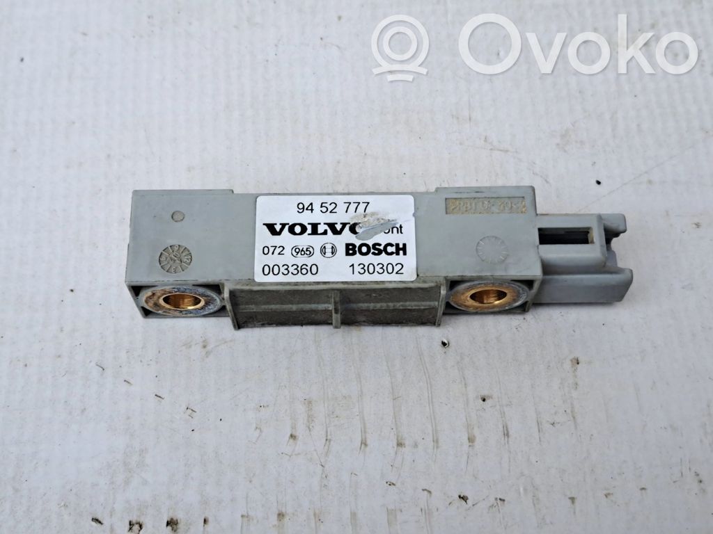 Volvo V70 Airbag deployment crash/impact sensor 