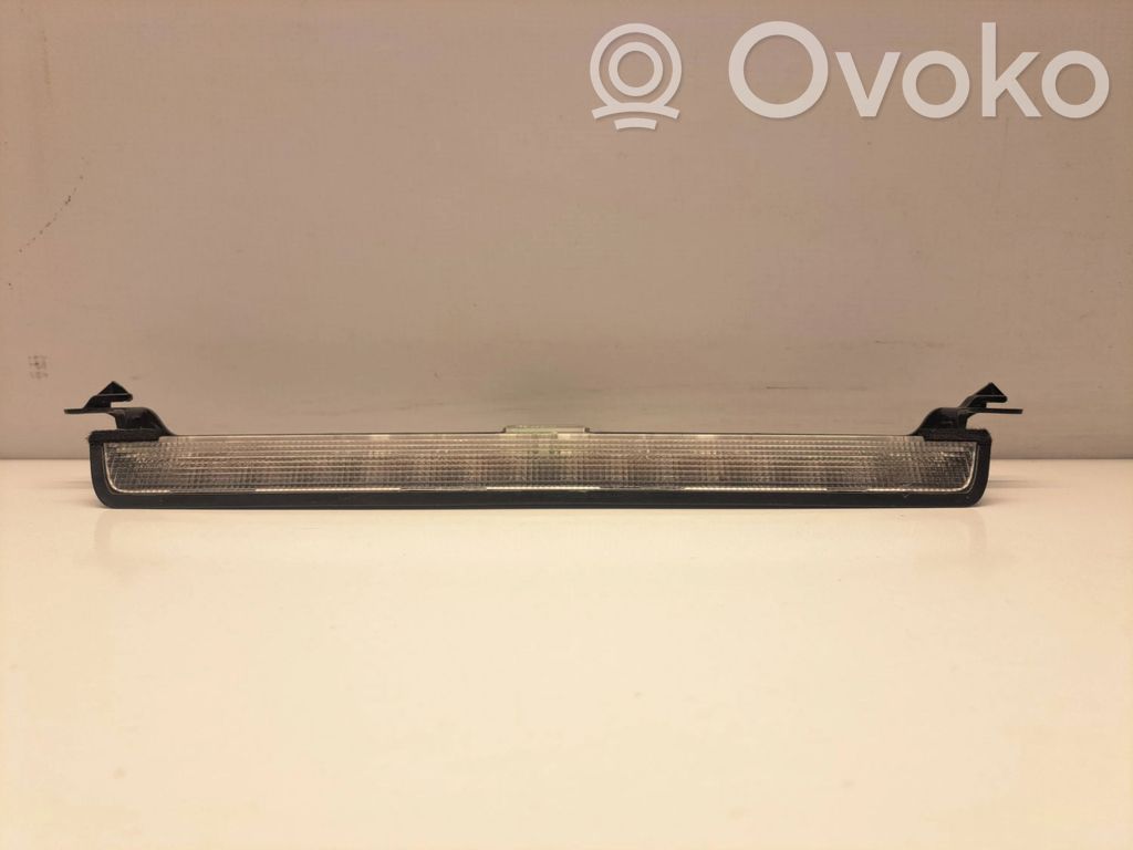 Volvo V70 Third/center stoplight 