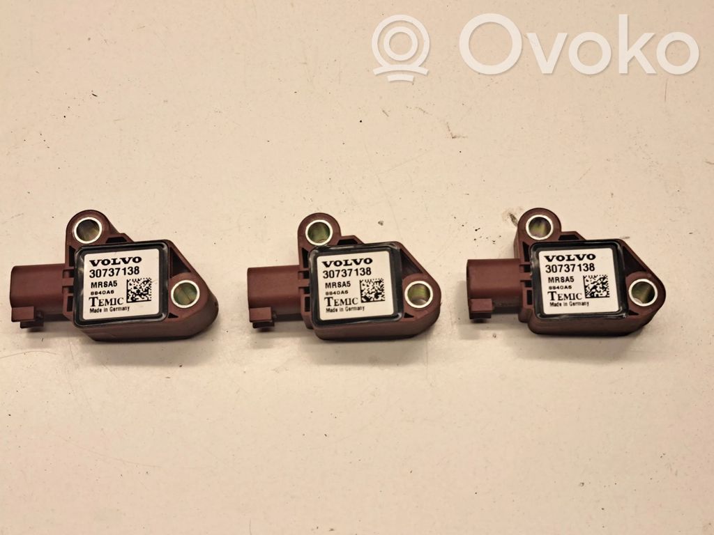 Volvo V50 Airbag deployment crash/impact sensor 