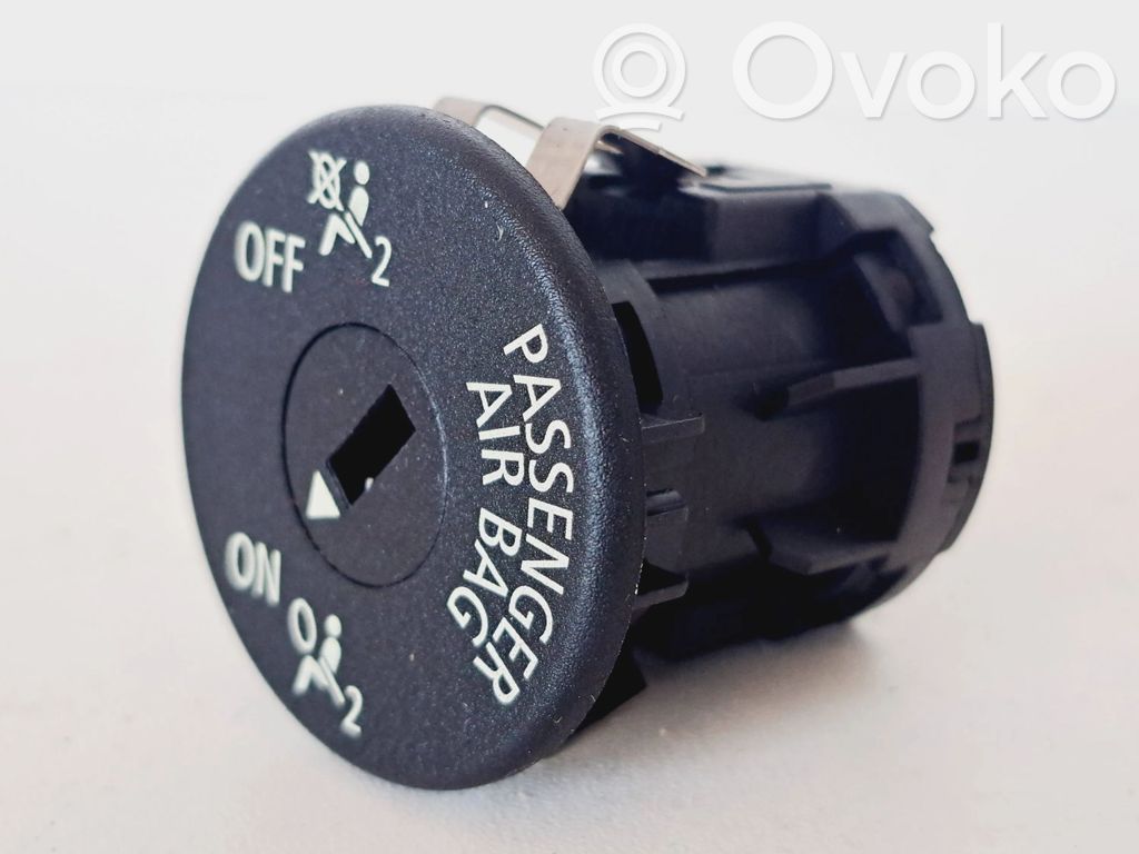 BMW 5 F10 F11 Passenger airbag on/off switch 