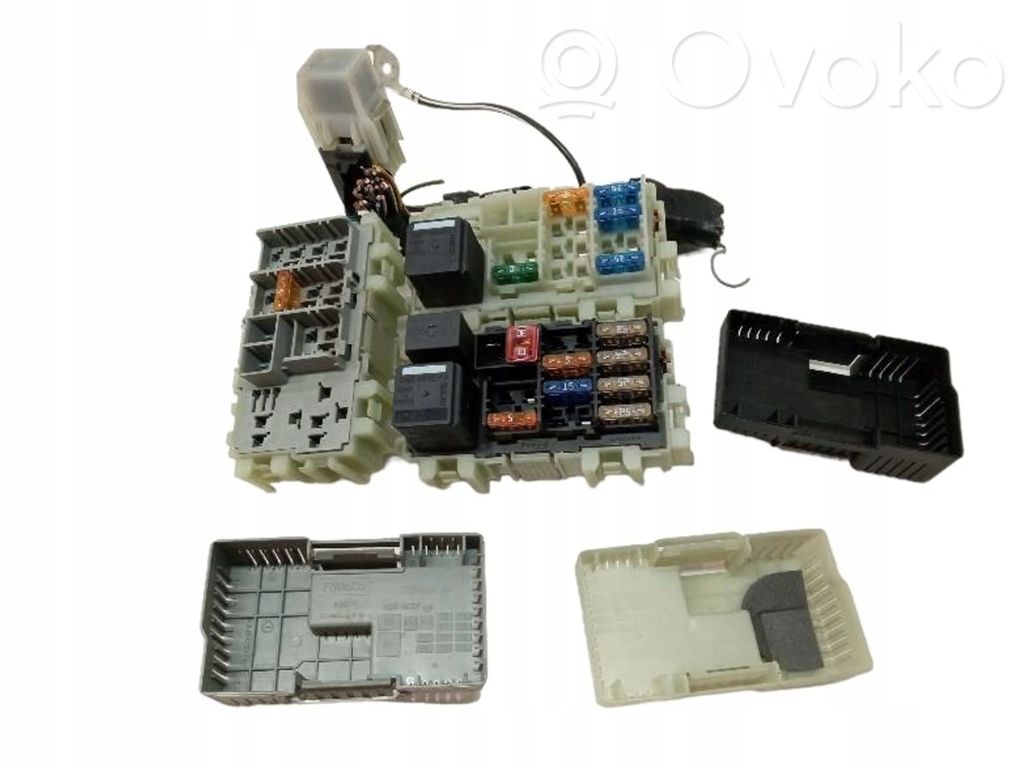 Ford S-MAX Fuse box set 