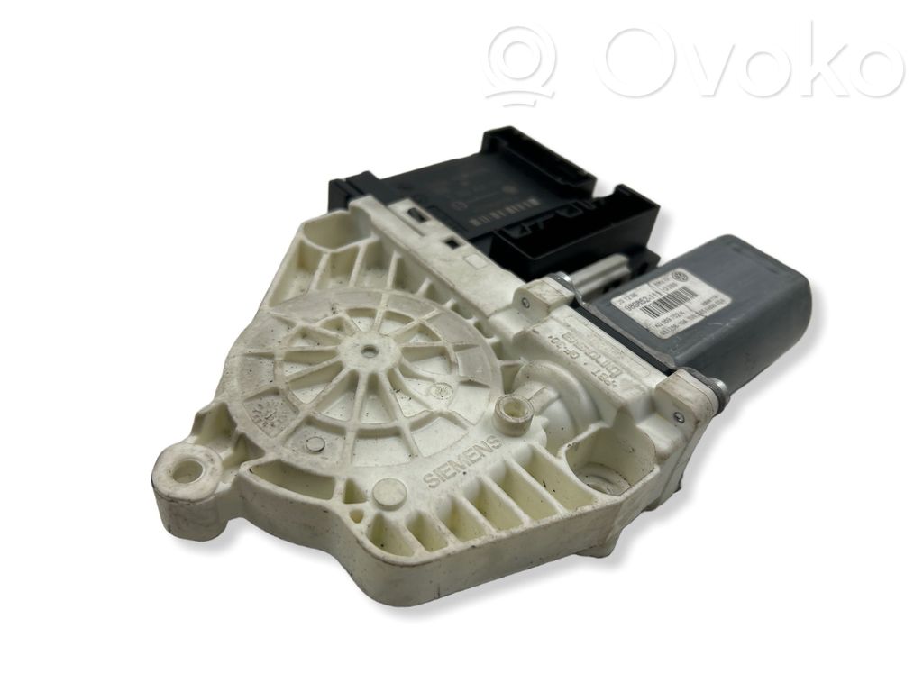 Volkswagen PASSAT B6 Silnik regulatora szyby drzwi przednich 