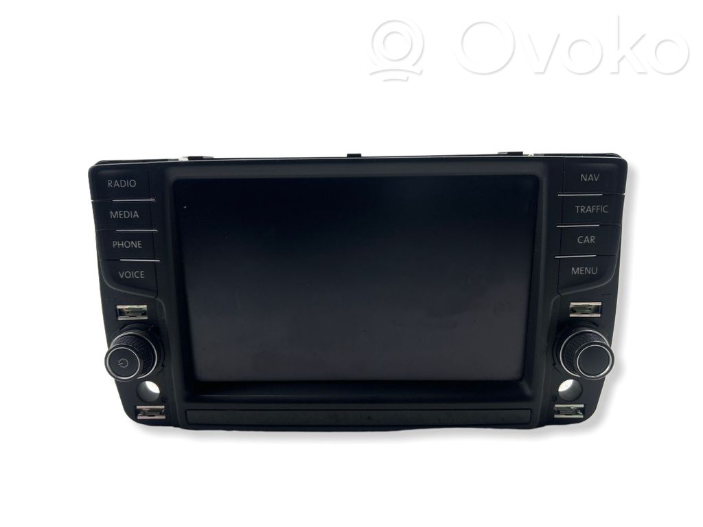 Volkswagen PASSAT B8 Radio/CD/DVD/GPS head unit 