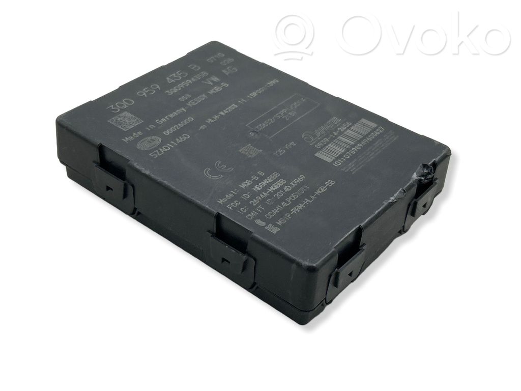 Volkswagen PASSAT B8 Centralina/modulo keyless go 