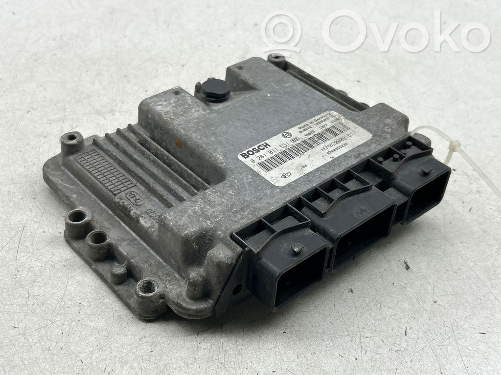 Opel Vivaro Engine control unit/module 