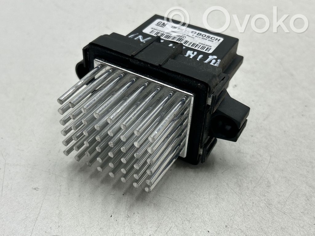 Opel Insignia A Motor aerotermă/rezistor ventilator 