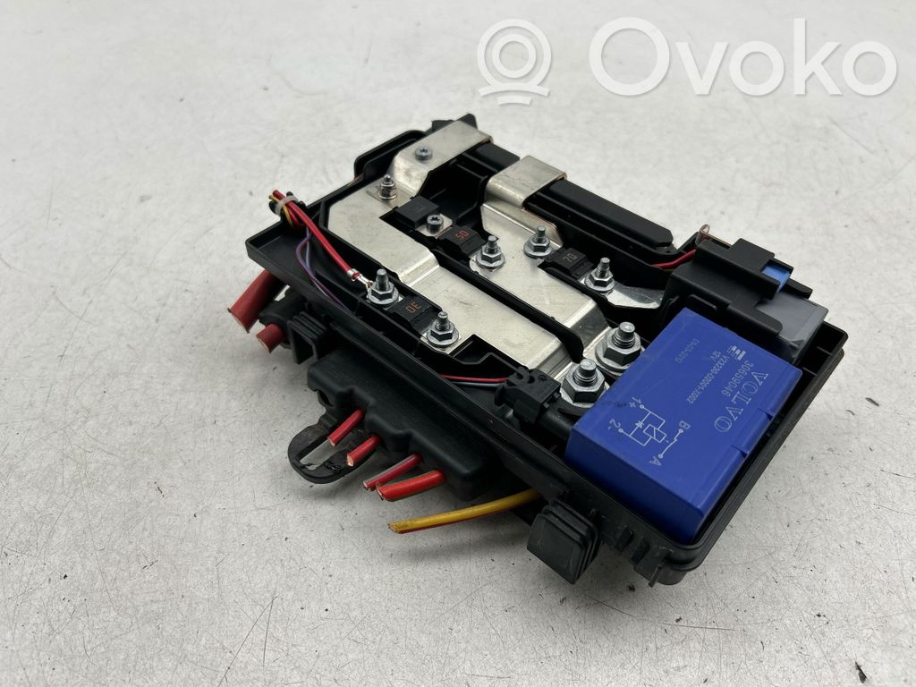 Volvo V60 Fuse module 
