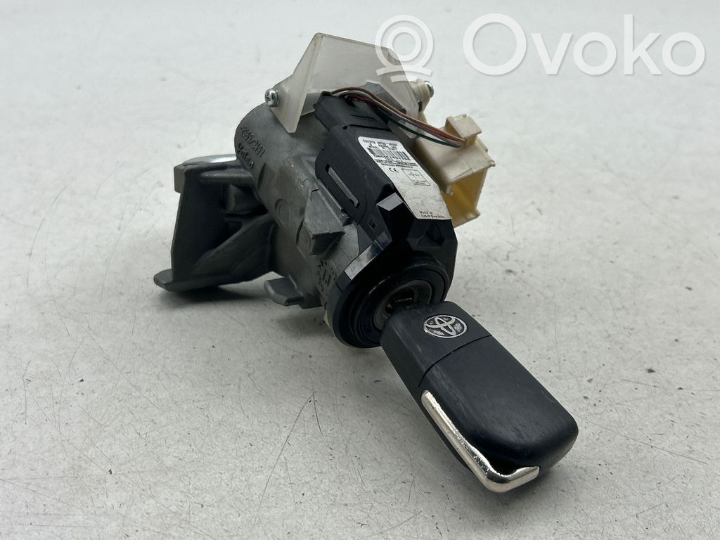 Toyota Verso Virtalukko 