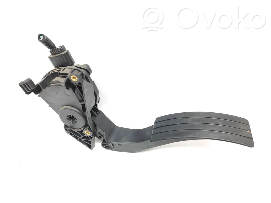 Renault Captur Accelerator throttle pedal 