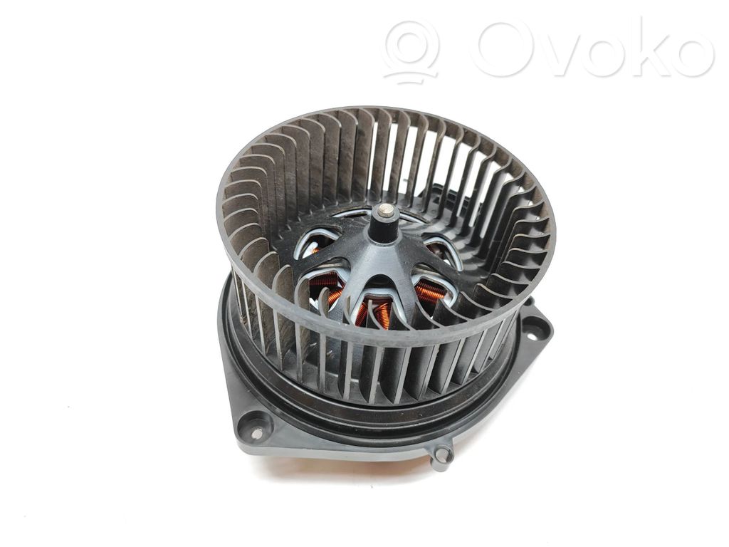 BMW X3 G01 Mazā radiatora ventilators 