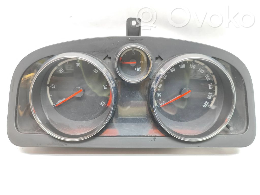 Opel Antara Speedometer (instrument cluster) 