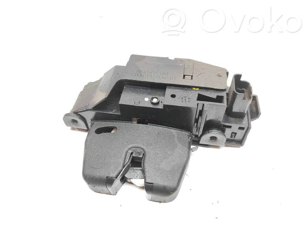 Peugeot 5008 II Tailgate/trunk/boot lock/catch/latch 