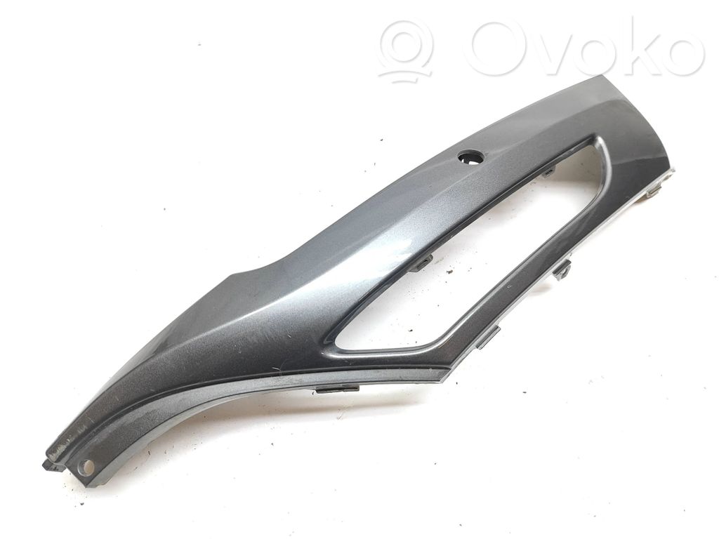 Etusumuvalon ritilä   J9C311E792AAW