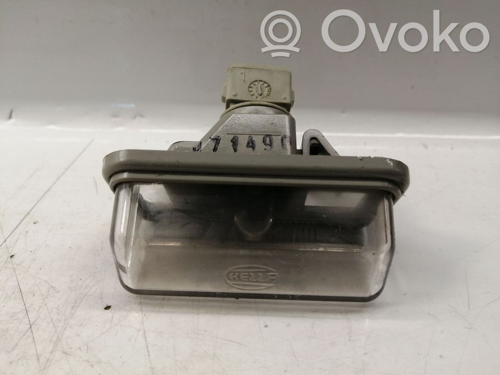 Lampa oświetlenia tylnej tablicy rejestracyjnej   8127005041