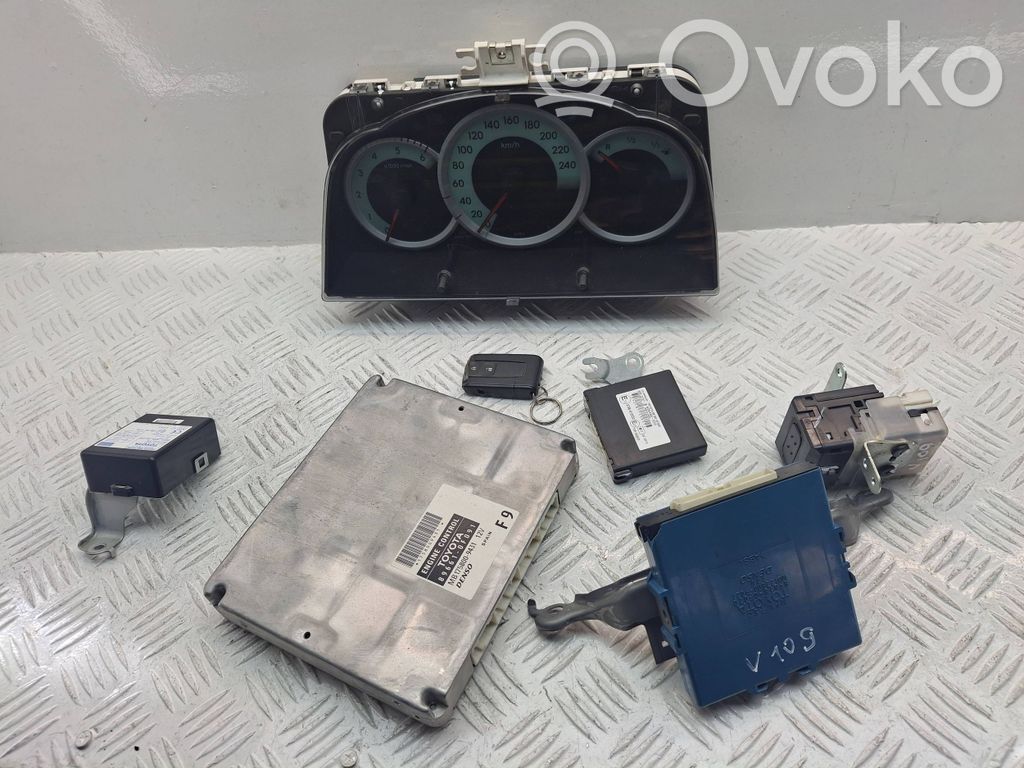 Toyota Corolla Verso AR10 Engine ECU kit and lock set 