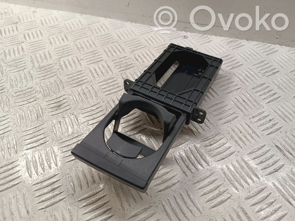 Toyota Avensis T250 Cup holder 