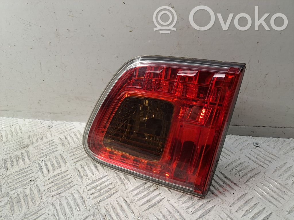Lampy tylnej klapy bagażnika   8158105110,89032447A