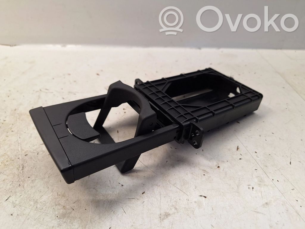 Toyota Avensis T250 Cup holder 