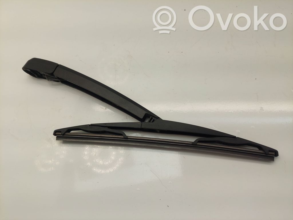 Toyota Avensis T250 Braccio della spazzola tergicristallo posteriore 