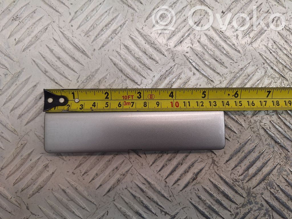 Osłona relingu dachowego   7563305010