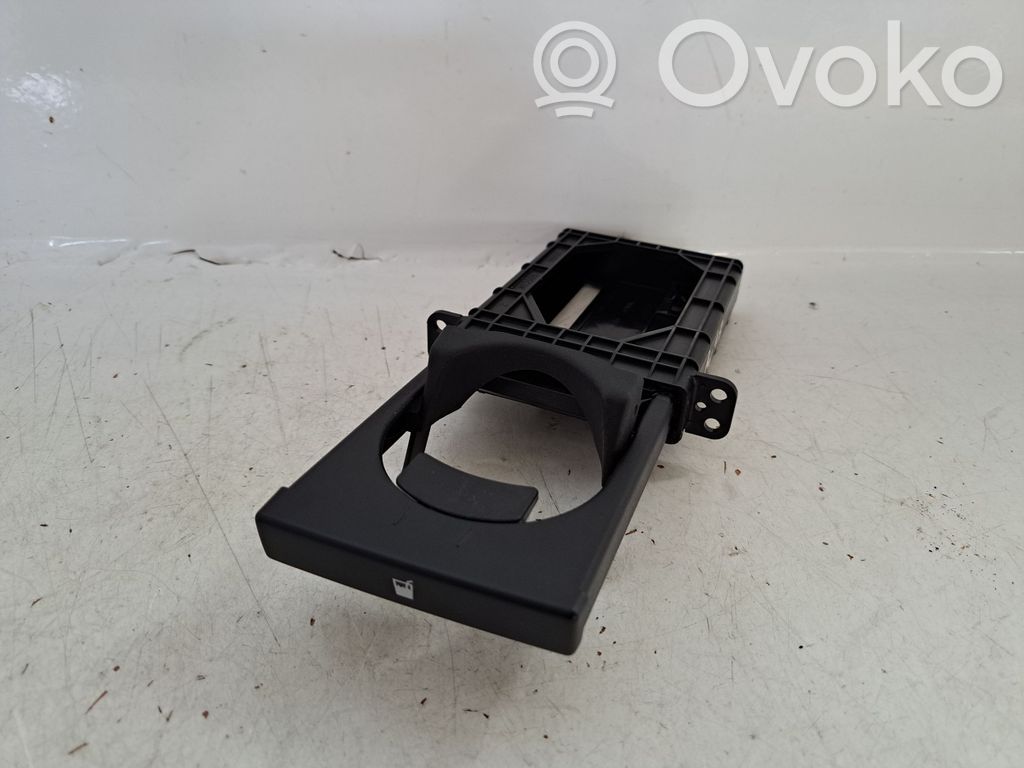 Toyota Avensis T250 Cup holder 