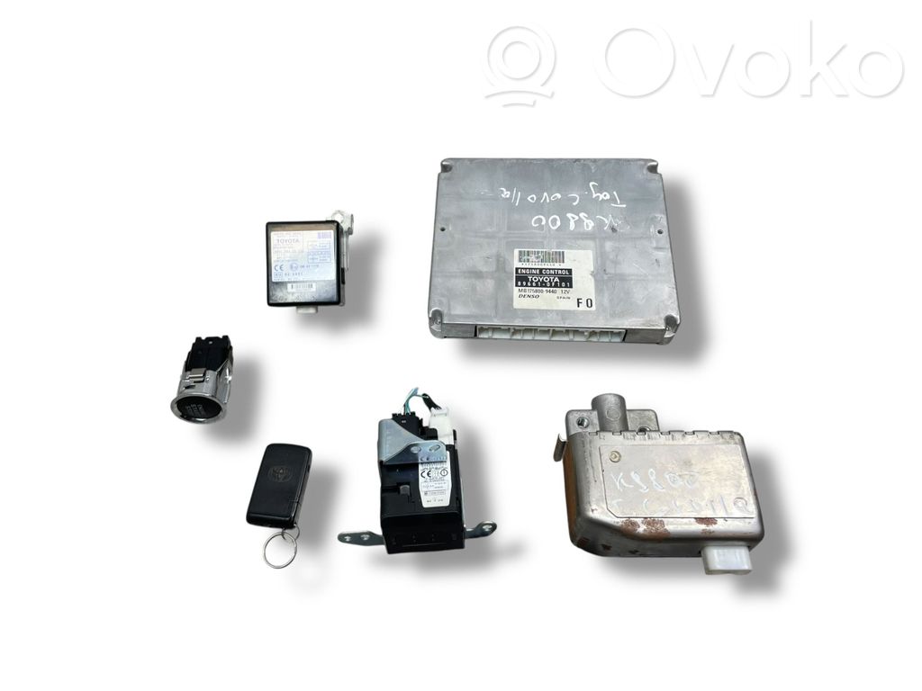 Toyota Corolla Verso AR10 Engine ECU kit and lock set 