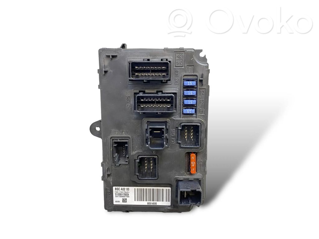Peugeot 407 Fuse module 