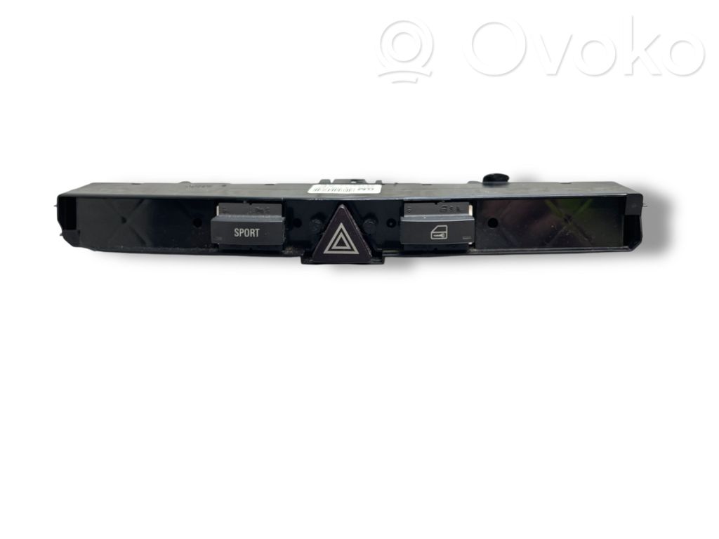 Opel Astra H Botón interruptor de luz de peligro 
