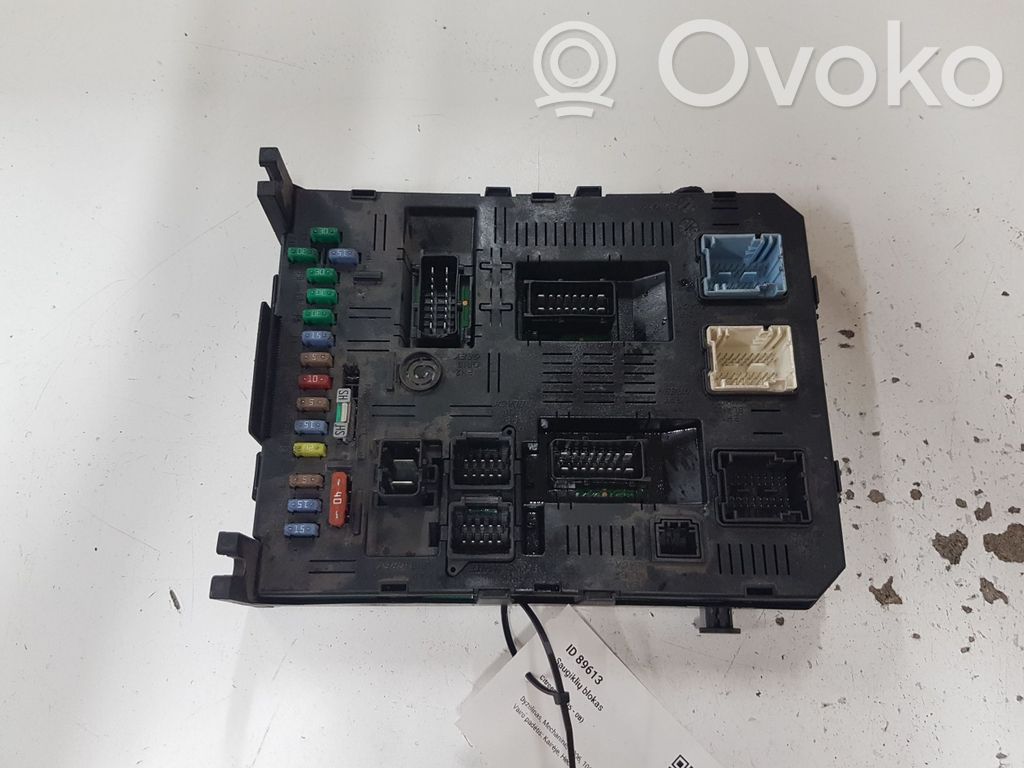 Citroen C5 Fuse module 