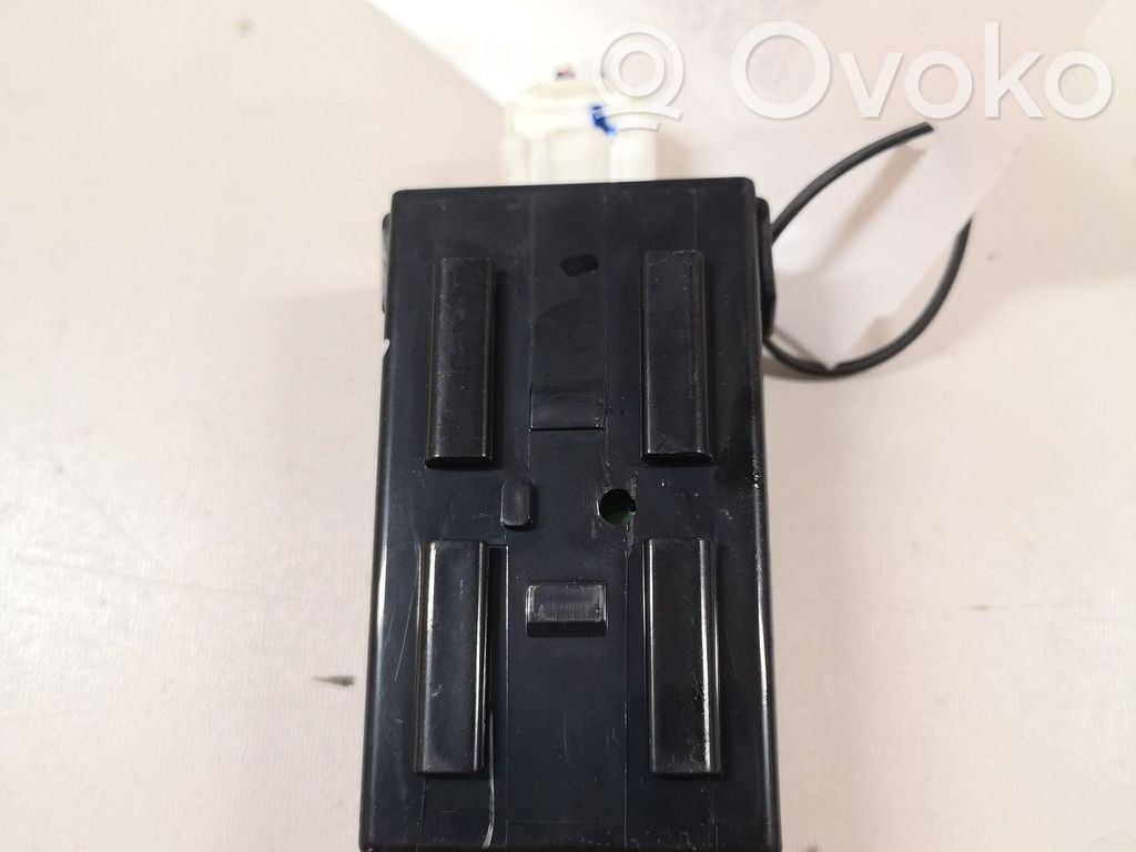 Mazda 5 Citu veidu vadības bloki / moduļi 