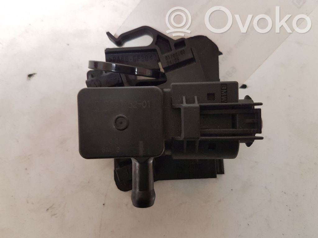 BMW 3 E90 E91 Exhaust gas pressure sensor 