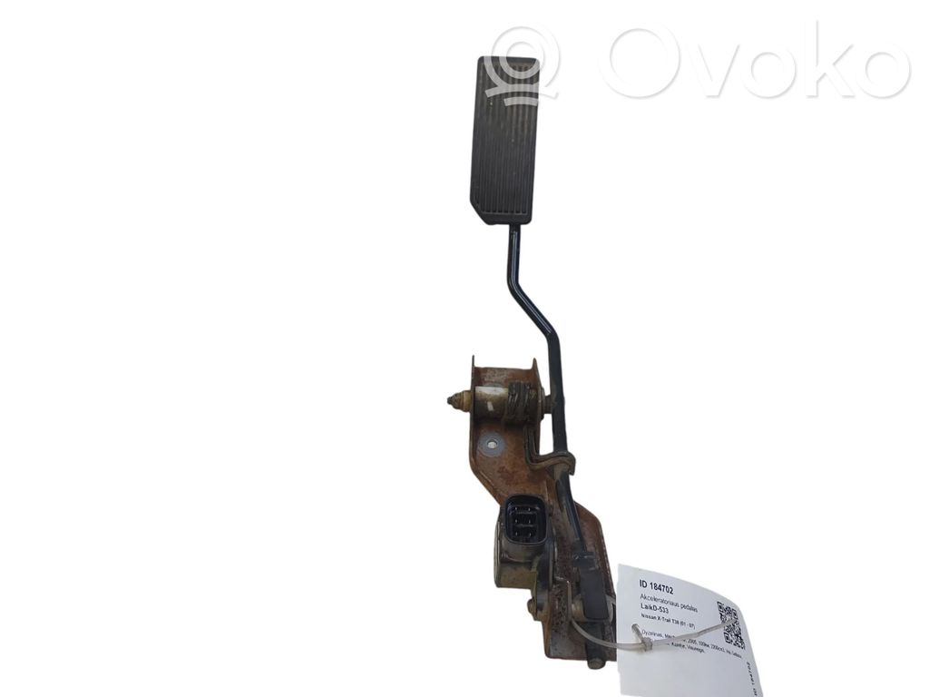 Nissan X-Trail T30 Accelerator throttle pedal 