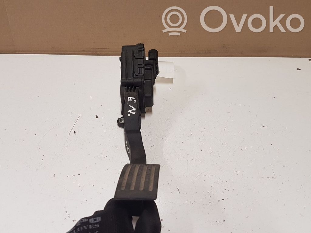 Volvo S40 Accelerator throttle pedal 