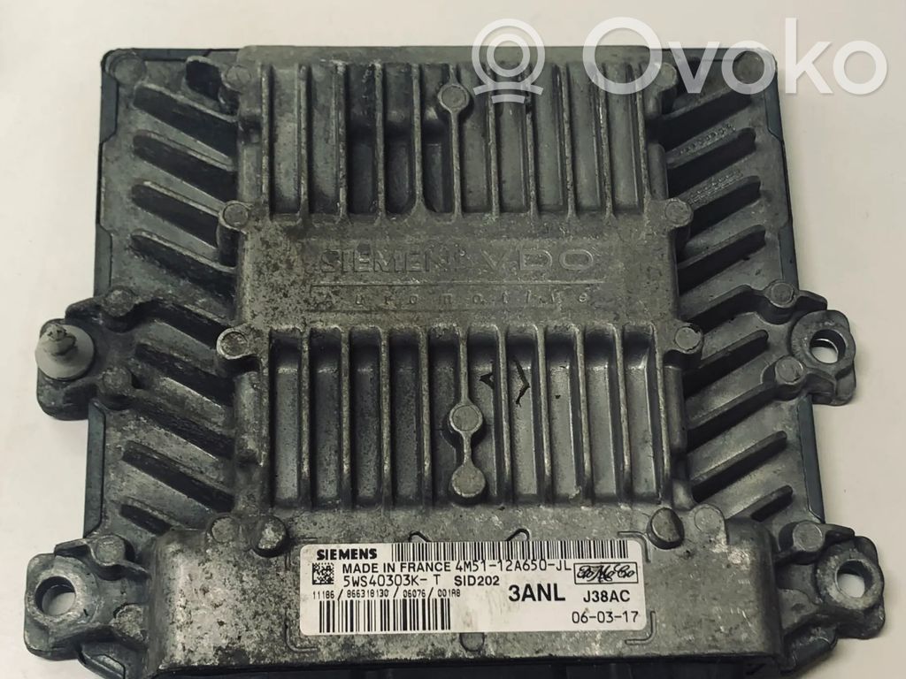Engine control unit/module   4M5112A650JL,5WS40303KT,J38AC,SID202