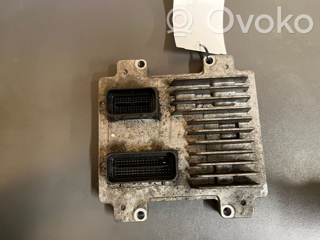 Opel Insignia A Engine control unit/module 