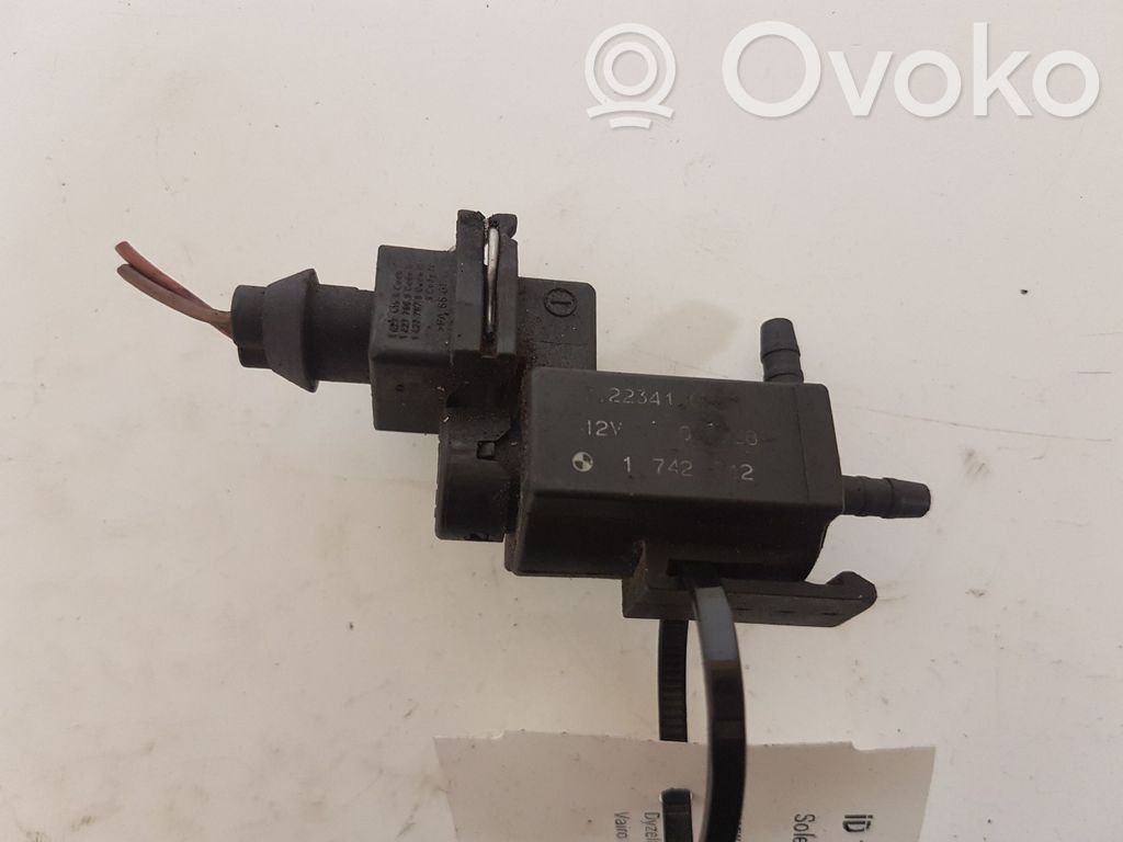 BMW 5 E39 Solenoidinis vožtuvas 