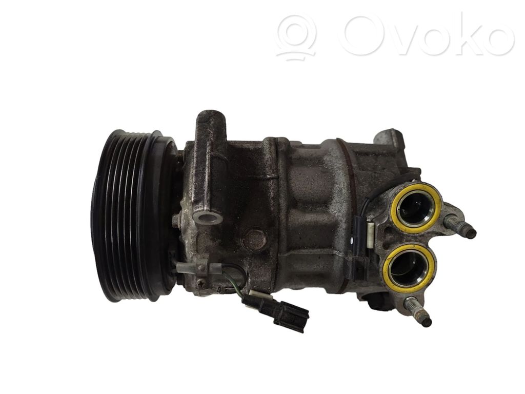Volvo V40 Cross country Air conditioning (A/C) compressor (pump) 