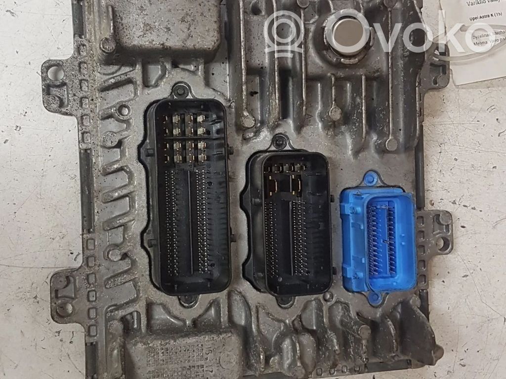 Opel Astra K Engine control unit/module 