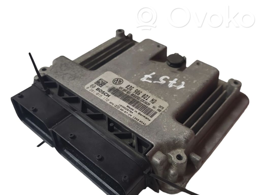 Volkswagen Touran I Engine control unit/module 
