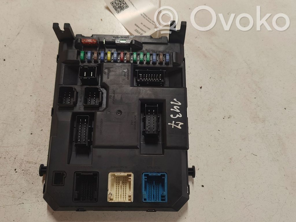 Citroen C3 Comfort/convenience module 