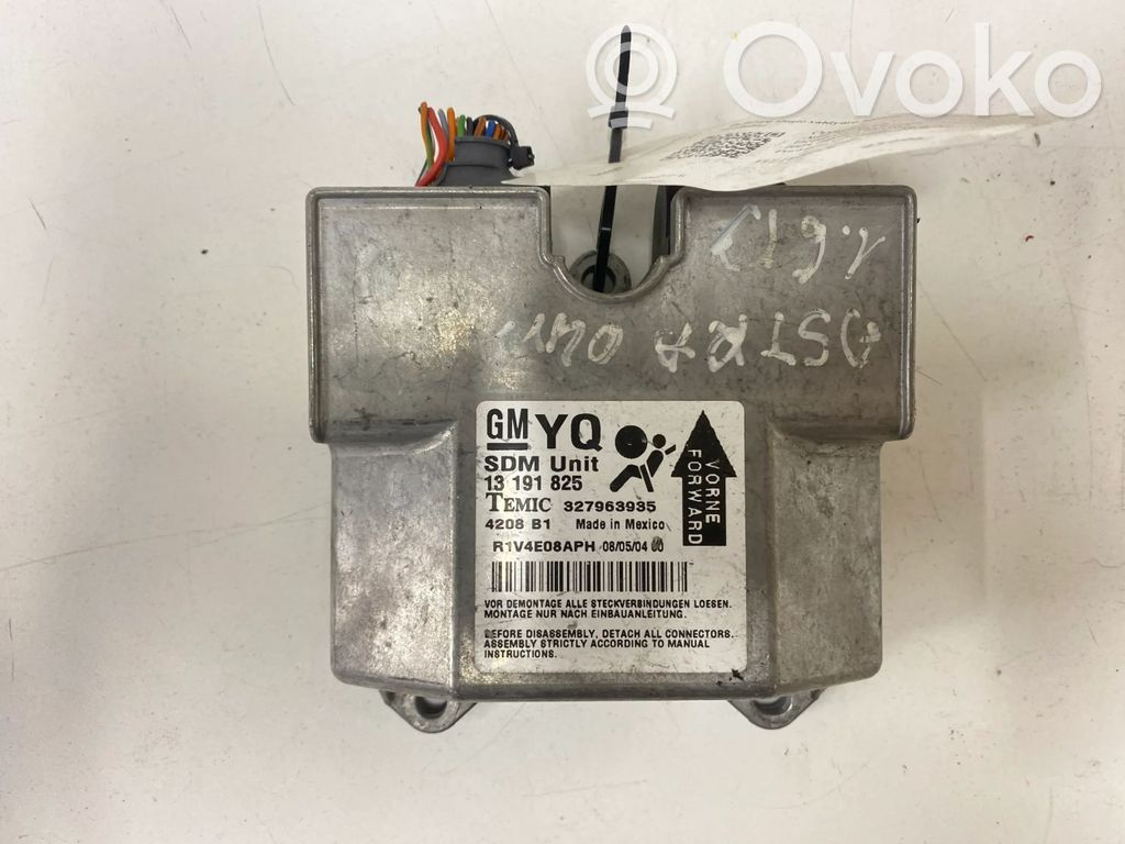 Opel Astra H Tire pressure control unit 