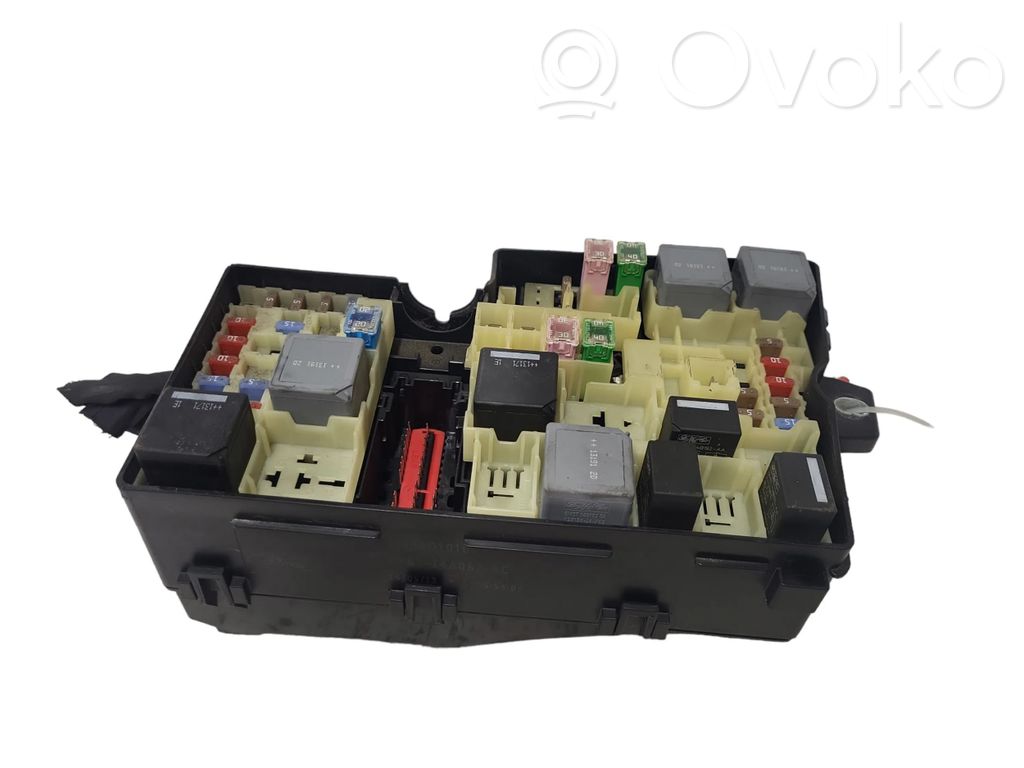 Volvo V40 Fuse module 