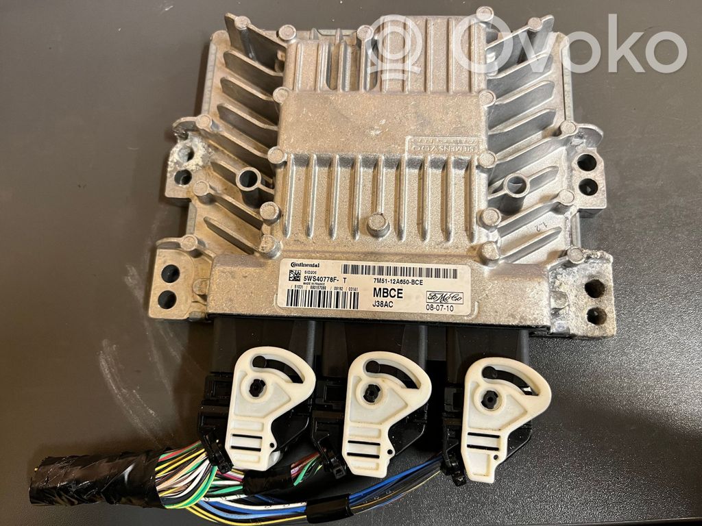 Ford Focus Engine control unit/module 