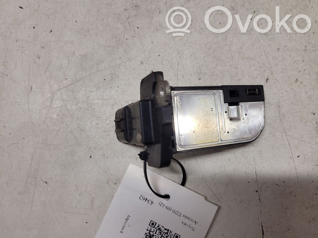 Toyota Avensis T270 Mass air flow meter 
