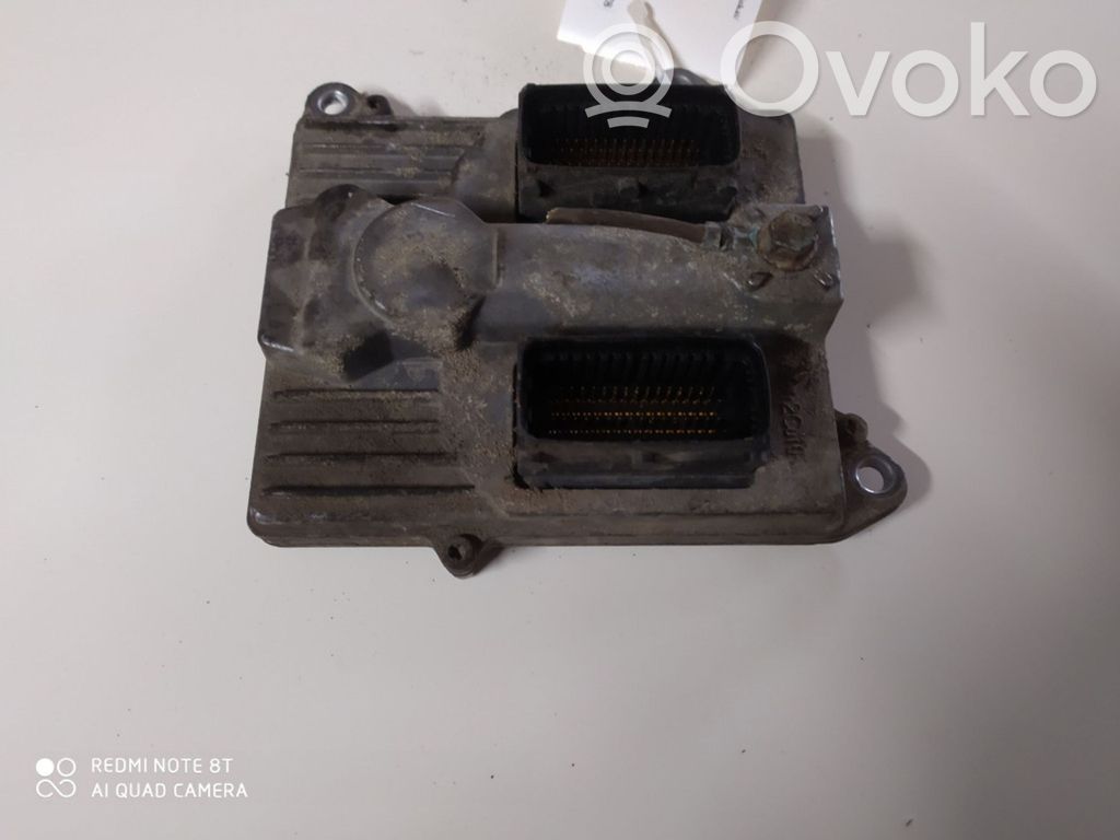 Opel Vectra C Engine control unit/module 