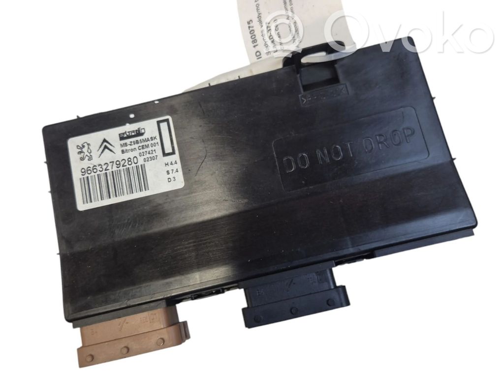 Citroen C6 Seat control module 